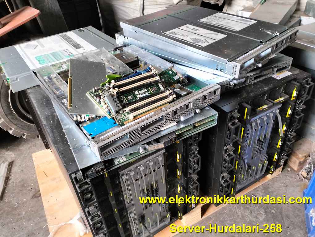 Ağ Cihazı Anakartı Hurdası